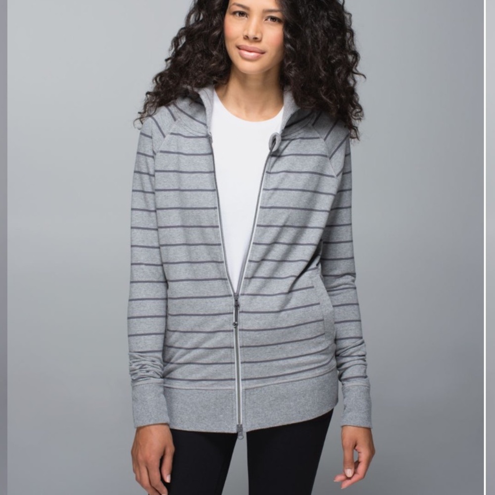 Lululemon 🍋 Gray Striped Hoodie - Picture 2 of 11